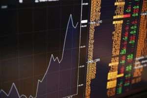 AAF propune ca fondurile de pensii să poată investi în companii din industria de apărare listate la BVB